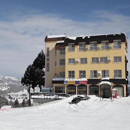 Ishiuchi Ski Center Minamiuonuma Екстериор снимка