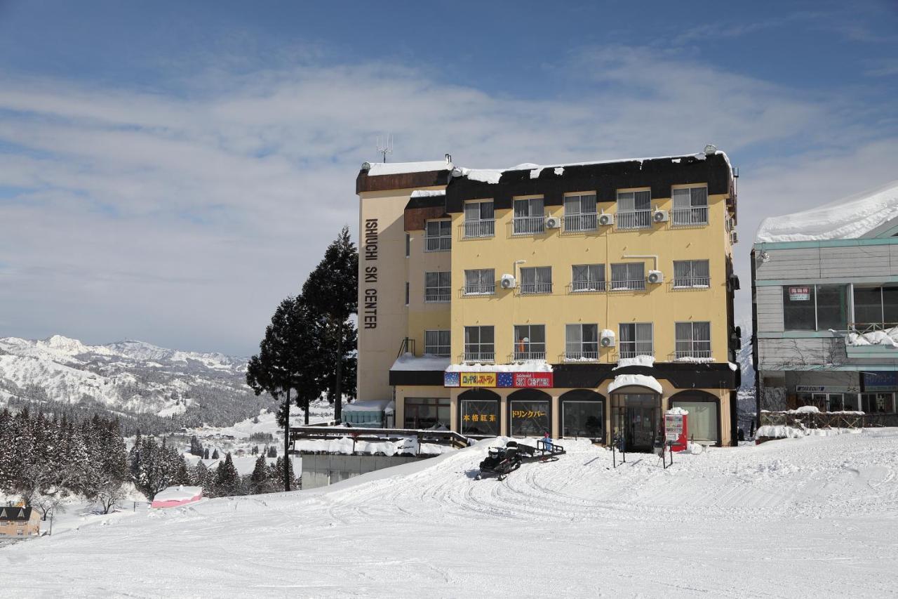 Ishiuchi Ski Center Minamiuonuma Екстериор снимка